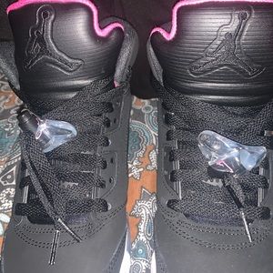 Black & Pink Jordan’s worn once